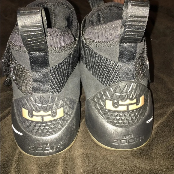 Lebrons Soldier - Picture 3 of 3